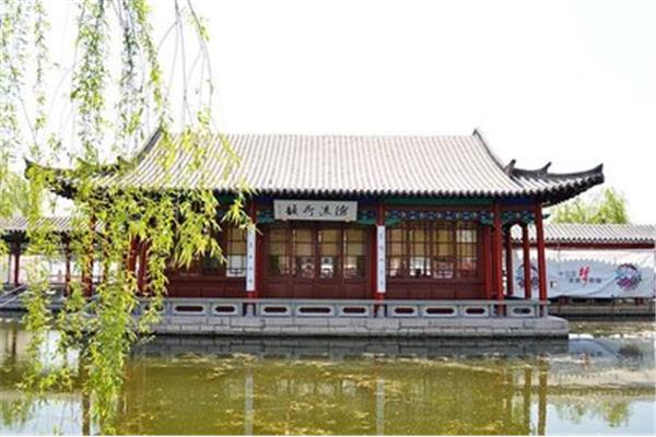 濟(jì)南大明湖對聯(lián)